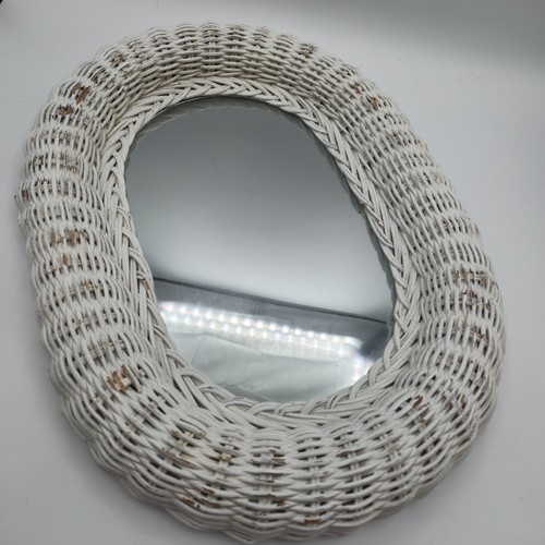 Vintage white wicker - white, oval